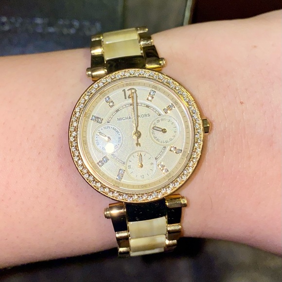 Michael Kors - Parker MK5842 - Picture 3 of 5